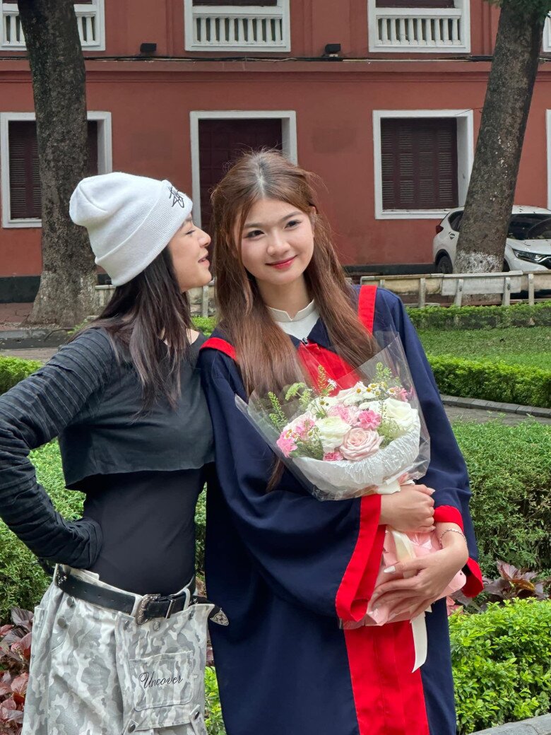 Con gái thứ 3 của NSƯT Võ Hoài Nam thi tốt nghiệp THPT, thiếu nữ 18 tuổi được khen &#34;nhặt hết nét đẹp của bố&#34; - 5