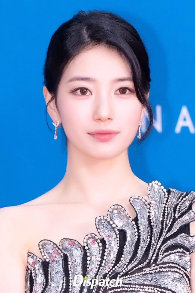 Baeksang 2025: Đoàn phim Khi Cuộc Đời Cho Bạn Quả Quýt thắng đậm, trừ IU và Park Bo Gum - 10