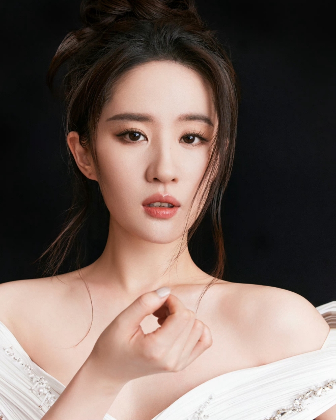 Lưu Diệc Phi lộ bản chất &#34;đạo đức giả&#34; vì mất giải Thị hậu, địa vị &#34;chấp chới&#34; trong dàn tiểu Hoa đán 85 - 6