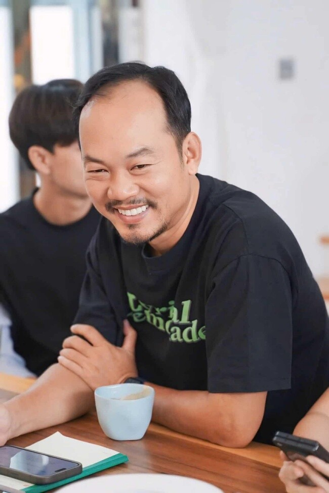 Long &#34;Đẹp Trai&#34; - ông bố gia trưởng trong Lật Mặt 8: &#34;Tôi áp lực vì các phần phim trước của Lý Hải quá thành công&#34; - 4