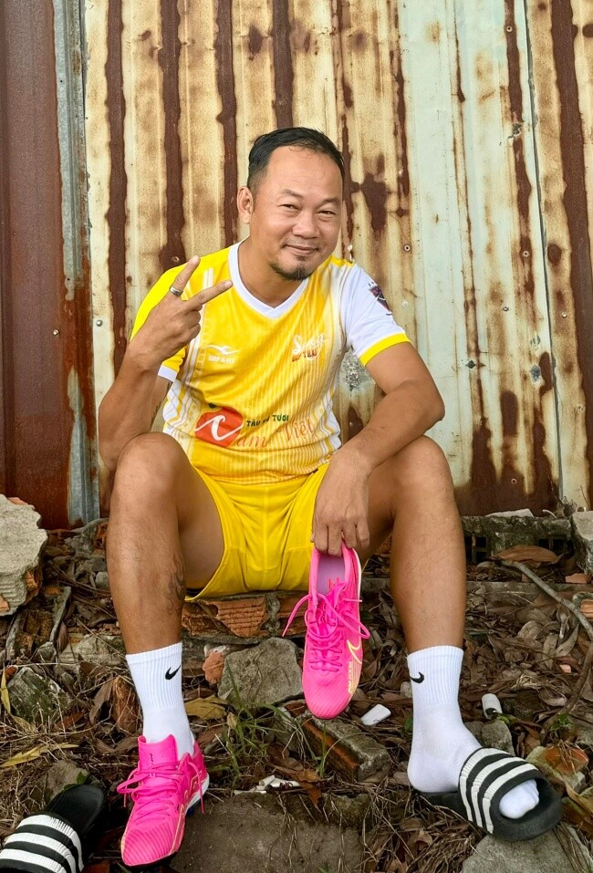 Long &#34;Đẹp Trai&#34; - ông bố gia trưởng trong Lật Mặt 8: &#34;Tôi áp lực vì các phần phim trước của Lý Hải quá thành công&#34; - 9
