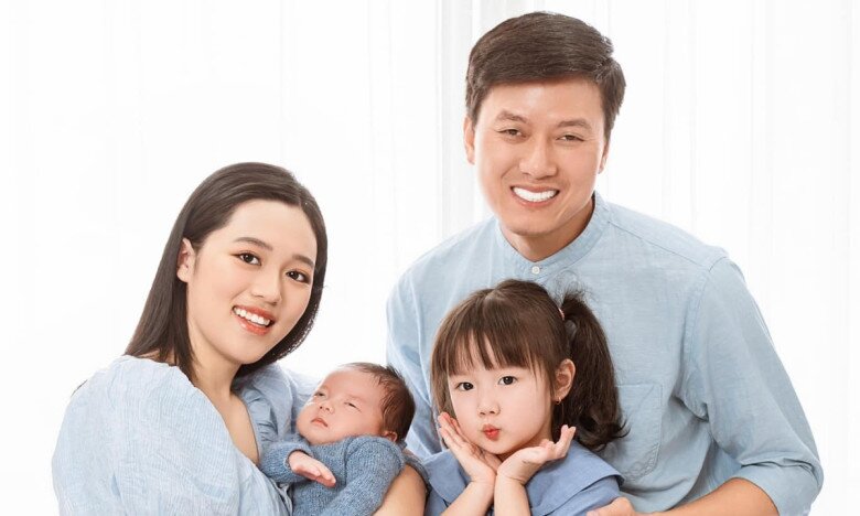 Sao nam Lật Mặt được con gái Lý Hải gọi &#34;ba&#34;, từng đưa vợ đi thi tốt nghiệp THPT, nay muốn sinh bé thứ 3 - 10