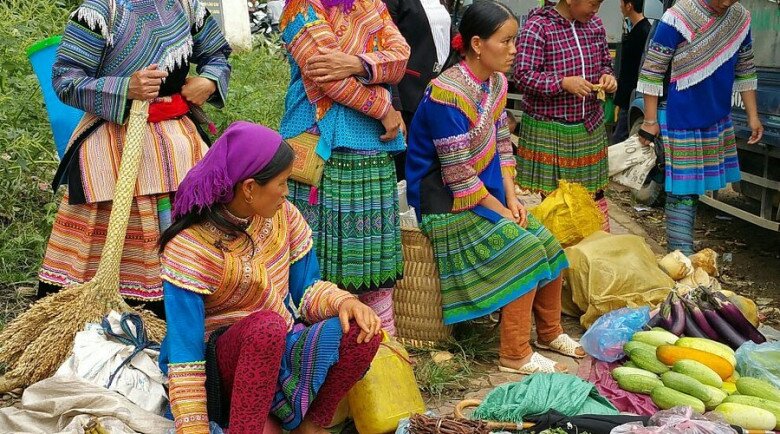 Về Lào Cai đi phiên chợ đông đúc bậc nhất, mua thứ chỉ ở nơi này mới bán - 5