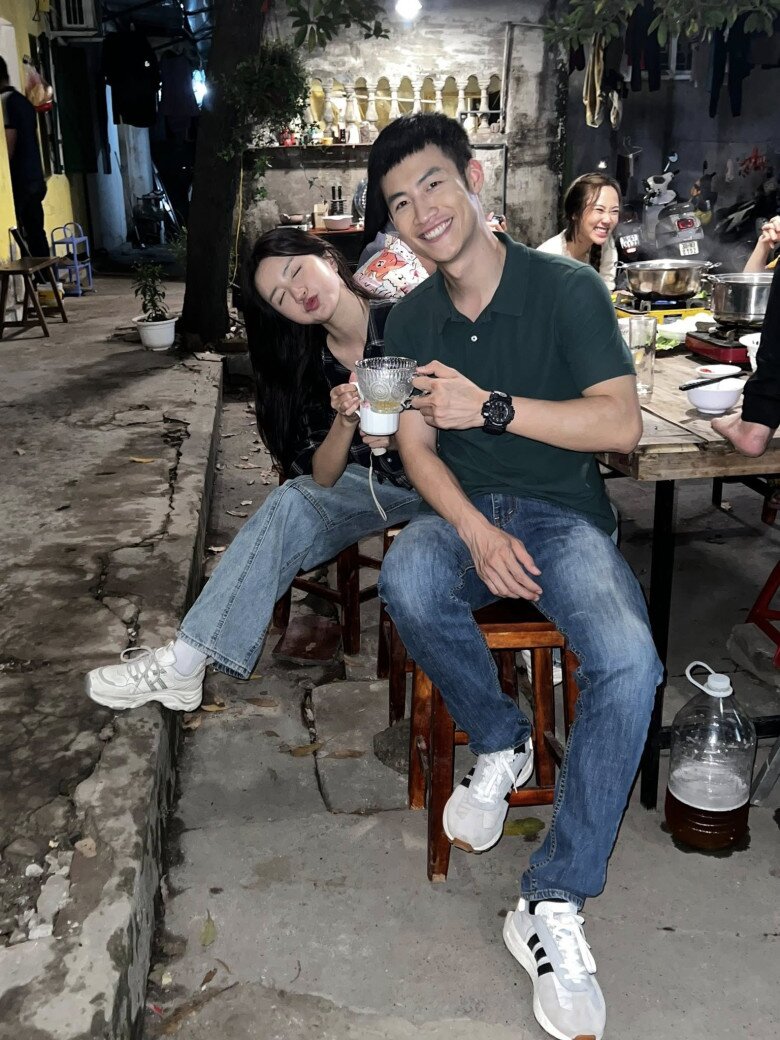 Anh tài xế Dịu Dàng Màu Nắng: Là thủ khoa Sân khấu Điện ảnh đầu ra lẫn đầu vào, chị gái là nữ diễn viên quen mặt - 7