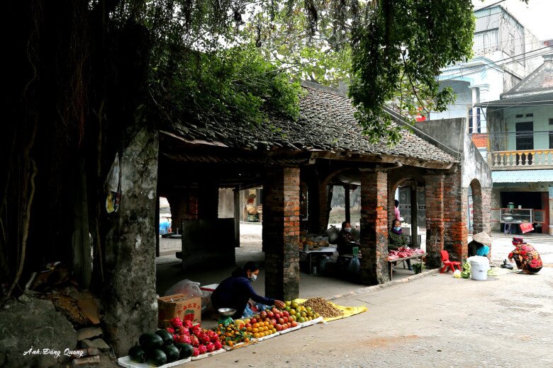 Khu chợ cổ giữa lòng Hưng Yên, tồn tại hàng trăm năm đến nay vẫn hút khách nhờ một món đặc sản - 4