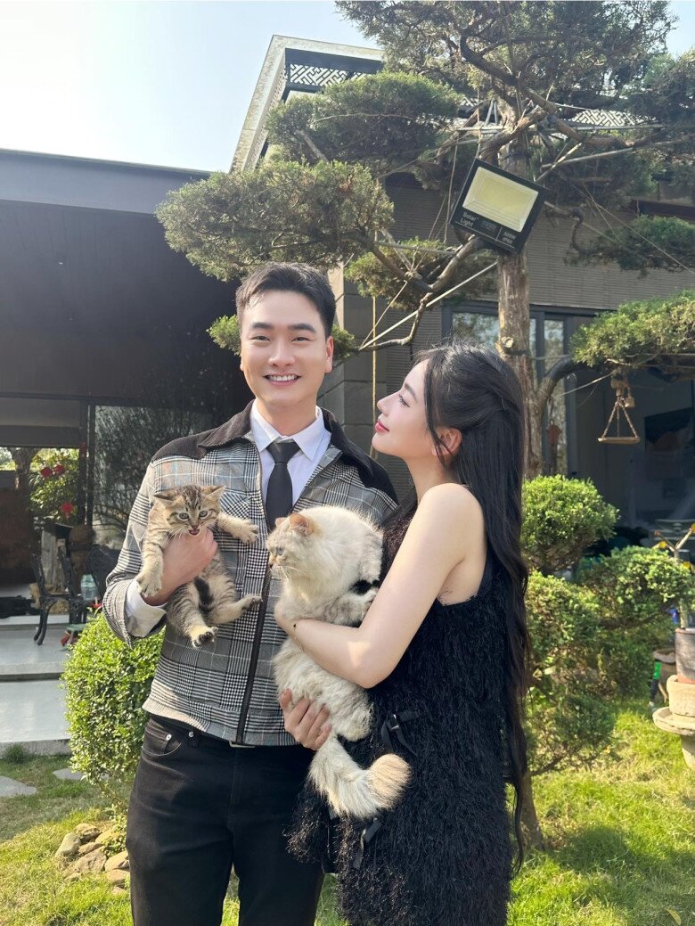 &#34;Thái tử VTV&#34; đang làm &#34;gà trống nuôi con&#34; trên màn ảnh, ngỡ ngàng nhận tin vui từ bà xã hot girl - 2