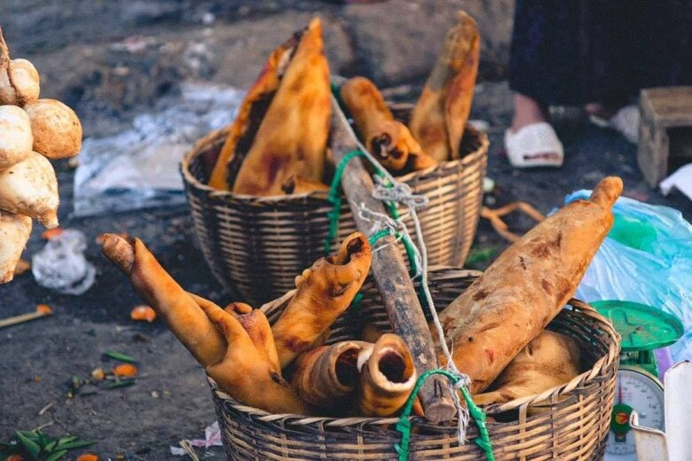 Mách bạn nơi chỉ bán đặc sản rừng độc lạ giữa lòng Sơn La: Xưa chỉ là khu chợ tạm nay thành địa điểm mua sắm sầm uất - 3