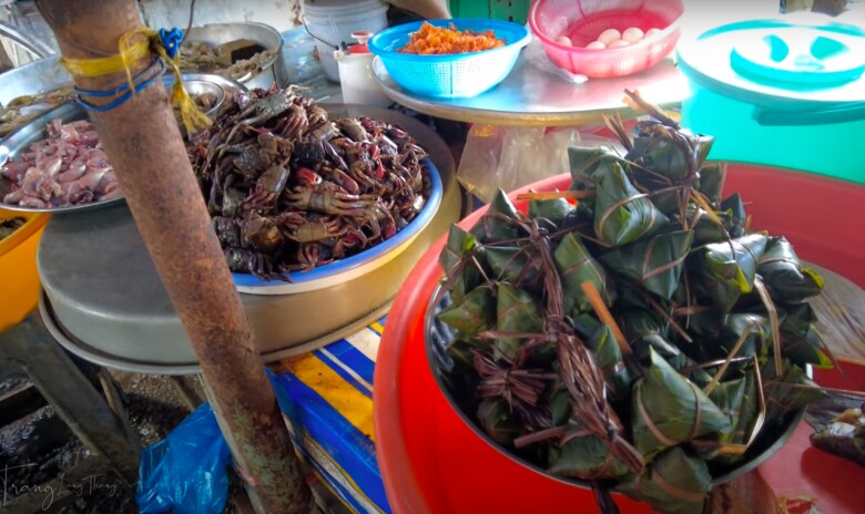 Giữa lòng Sóc Trăng có khu chợ sầm uất bậc nhất, chỉ dân địa phương ghé mua vì đồ cực ngon-bổ-rẻ - 3