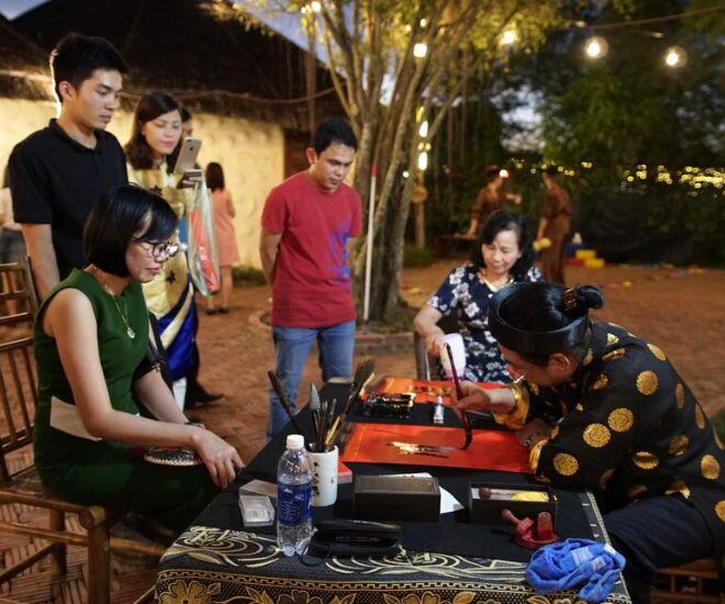 Phiên chợ quê giữa khu bảo tồn thiên nhiên Ninh Bình, hút khách nhờ hàng loạt trải nghiệm dân gian cực độc đáo - 1