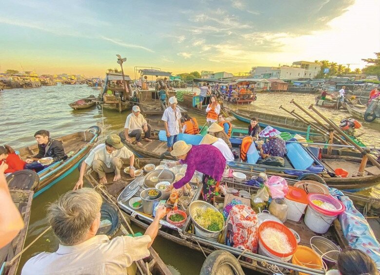 Khu chợ là niềm tự hào của người Cà Mau, hút tới 700 lượt khách mỗi ngày, khách Tây đến ai cũng thích mê - 2