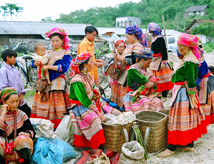 Về Lai Châu ghé một trong những phiên chợ lớn và nổi tiếng nhất vùng, chuyên bán đồ rừng núi hiếm nơi khác có - 2