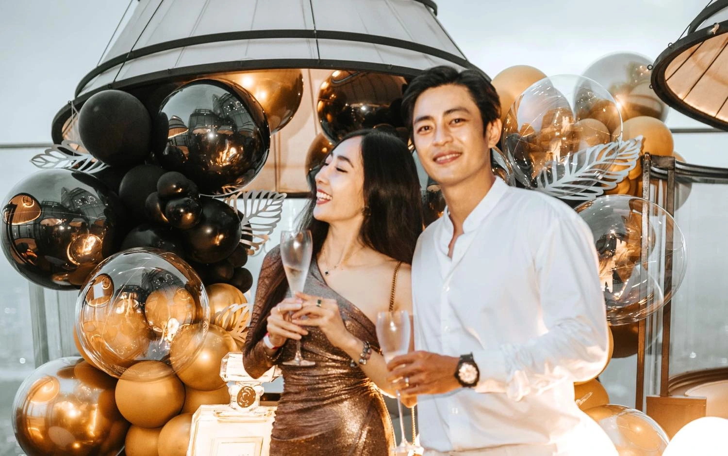3 nam diễn viên giấu kỹ bà xã: Người có vợ đẹp như hotgirl, &#34;Thám tử Kiên&#34; hơn 10 năm chưa có con vẫn hạnh phúc - 3
