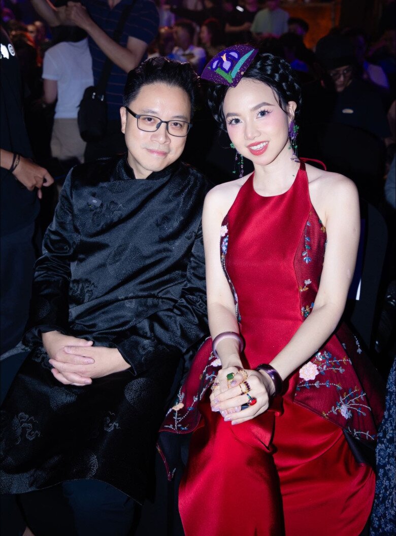 Đinh Ngọc Diệp - vợ Victor Vũ: &#34;Có giai đoạn tôi sợ ra đường, đem hết đồ hiệu đi cho vì thấy không hạnh phúc&#34; - 4