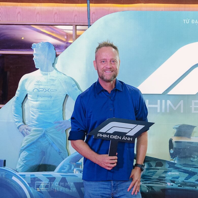 Siêu bom tấn mùa hè “Phim Điện Ảnh F1®” hội tụ dàn sao Việt trên thảm đỏ ra mắt phim - 17
