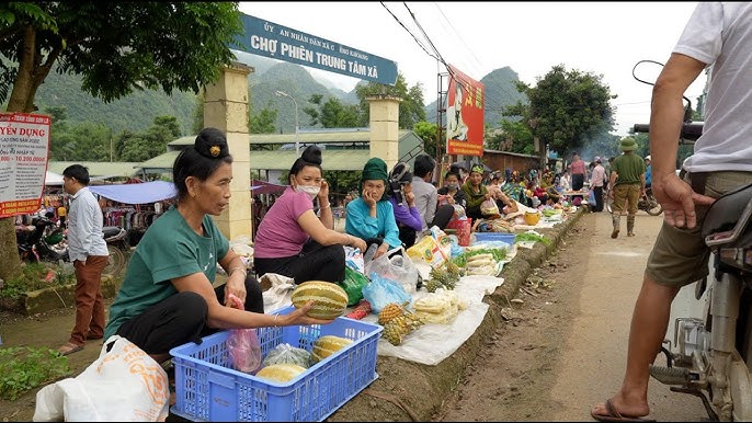 Mách bạn nơi chỉ bán đặc sản rừng độc lạ giữa lòng Sơn La: Xưa chỉ là khu chợ tạm nay thành địa điểm mua sắm sầm uất - 6