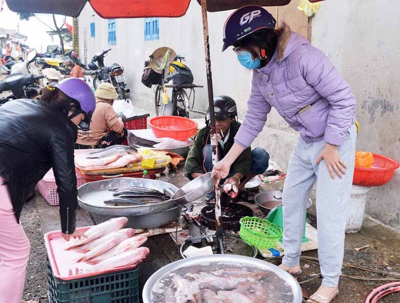 Khu chợ nhỏ tồn tại gần 3 thập kỷ giữa lòng Pleiku, cái tên bắt nguồn từ câu chuyện không ai ngờ tới - 2