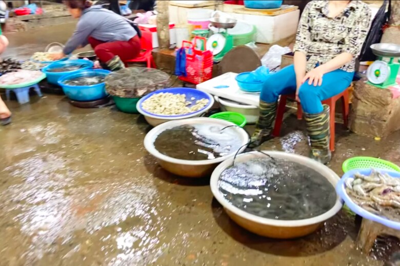 Khu chợ giữa cao nguyên Mộc Châu, tồn tại hơn 60 năm vẫn hút khách nhờ bảo tồn những điều đặc biệt - 6
