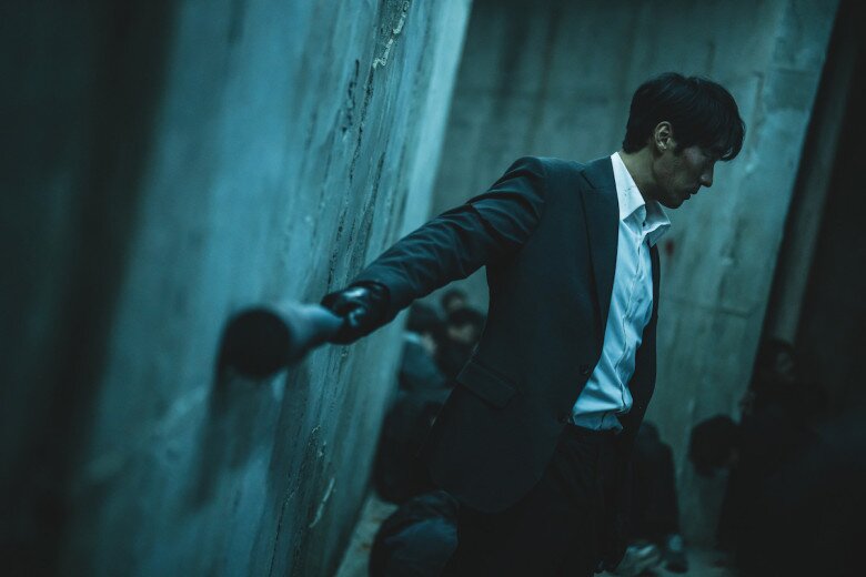 Không Dung Thứ: Phim Hàn 18+ đứng đầu Top thịnh hành tại Việt Nam, nam chính So Ji Sub được ví như John Wick - 3
