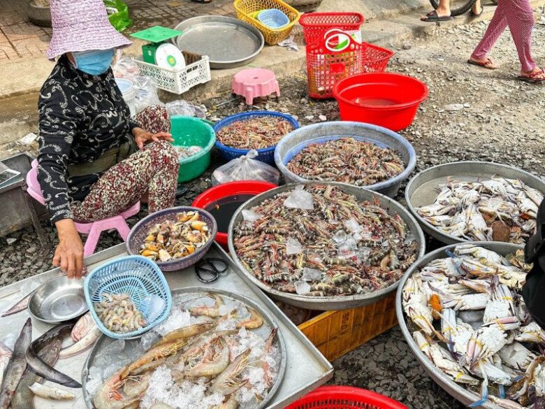 Người sành ăn mới biết khu chợ hải sản rẻ nhất Vũng Tàu này, tồn tại hơn 40 năm vẫn là &#34;thiên đường ẩm thực&#34; - 8