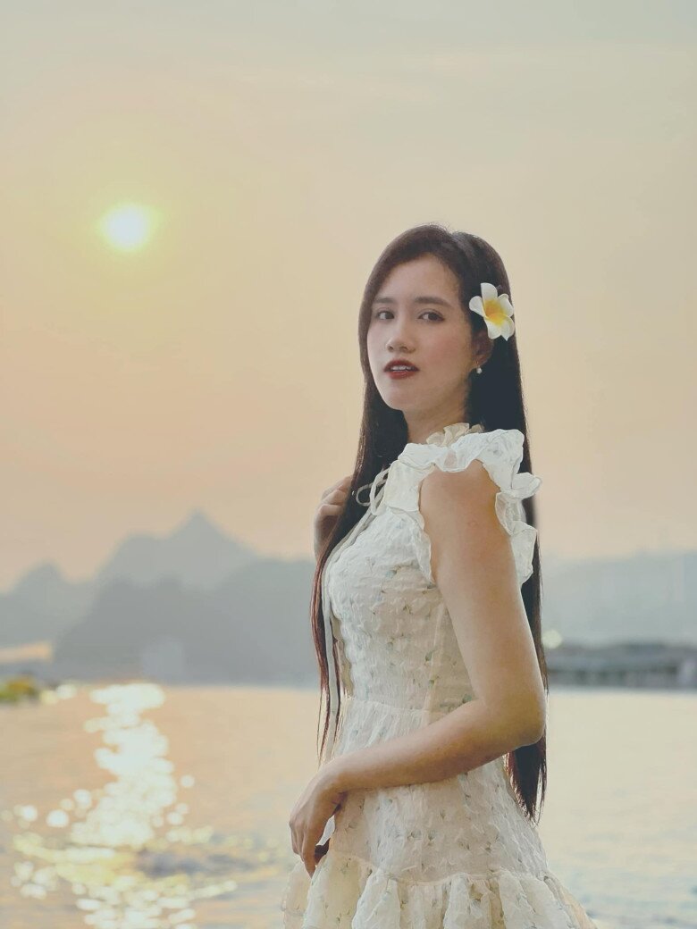 Thân thế người đẹp thị phi của Dịu Dàng Màu Nắng: Ngoài đời là vợ đạo diễn phim truyền hình nức tiếng VTV - 12