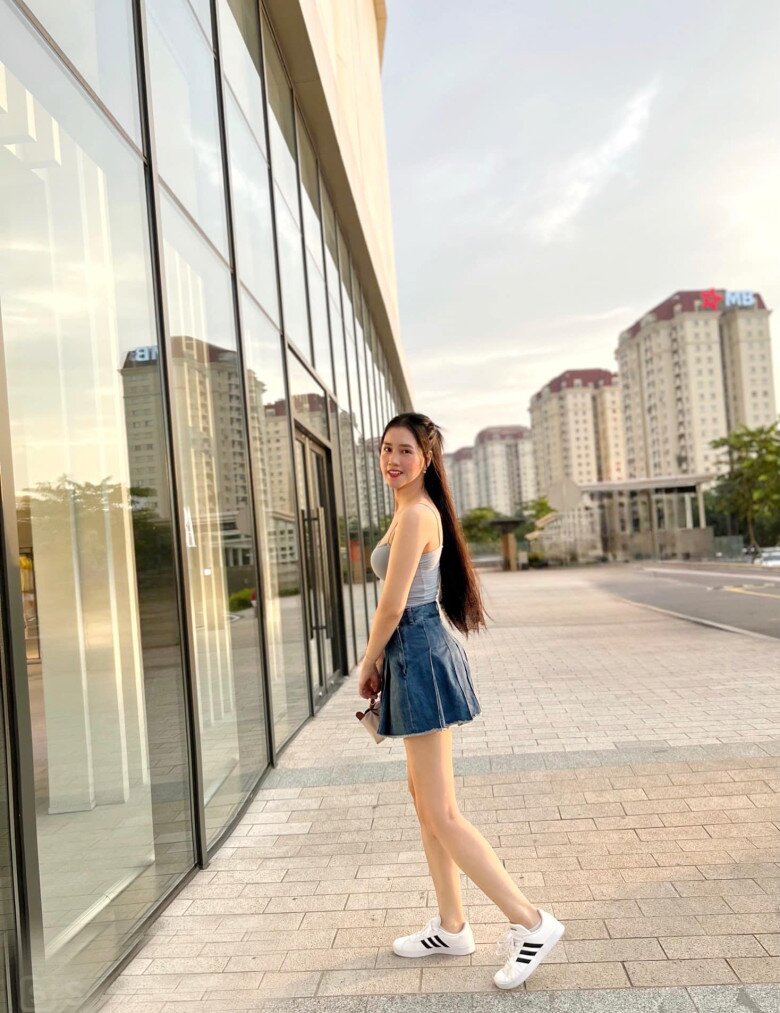 Thân thế người đẹp thị phi của Dịu Dàng Màu Nắng: Ngoài đời là vợ đạo diễn phim truyền hình nức tiếng VTV - 13