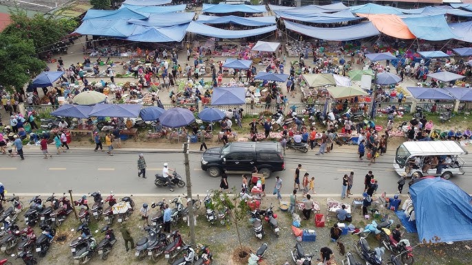 Chợ 4.000m² độc lạ nhất Lào Cai: Chỉ họp vào Chủ nhật, bán toàn đặc sản lạ lùng không nơi nào có - 2