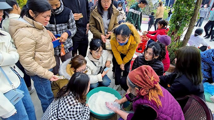 Phiên chợ tồn tại suốt 300 năm giữa lòng Thái Bình, chỉ họp duy nhất 1 ngày trong năm, hút tới 15000 lượt khách - 2
