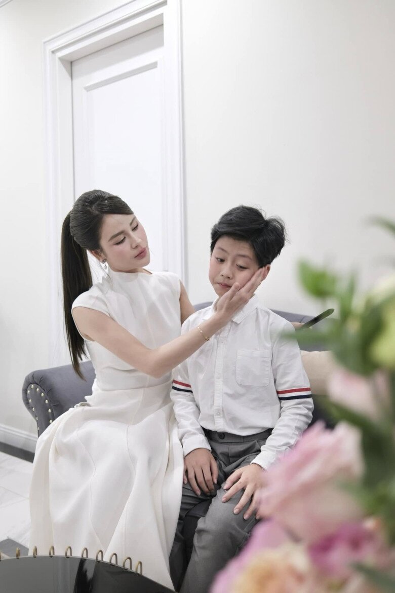 Lương Thu Trang: Con trai tôi từng nói &#34;Con cho mẹ có em bé nhưng không được lấy chồng&#34; - 4