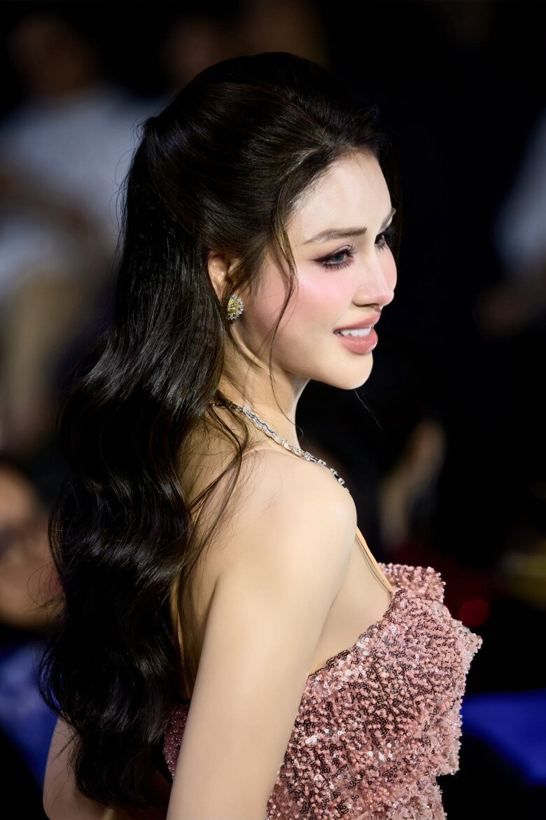 Lương Thu Trang: Con trai tôi từng nói &#34;Con cho mẹ có em bé nhưng không được lấy chồng&#34; - 2