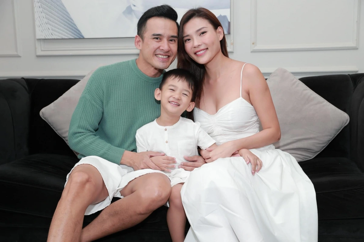 Sự trùng hợp trong cuộc sống của hội bạn thân Thuý Diễm: Đều lên chức bố mẹ, càng trẻ ra từ ngày có con - 3