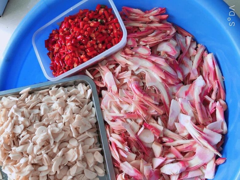 Thứ tưởng đồ vứt đi hóa ra lại là đặc sản vùng cao, du khách đổ xô nếm thử bằng được vì vị ngon độc lạ - 2