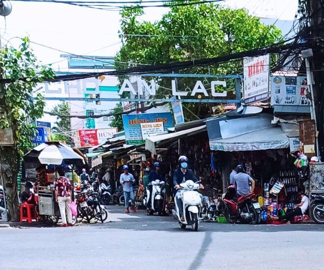 Về Cần Thơ ghé khu chợ lạ, tồn tại hơn 30 năm vẫn tấp nập người mua nhờ bán duy nhất một loại hàng - 1