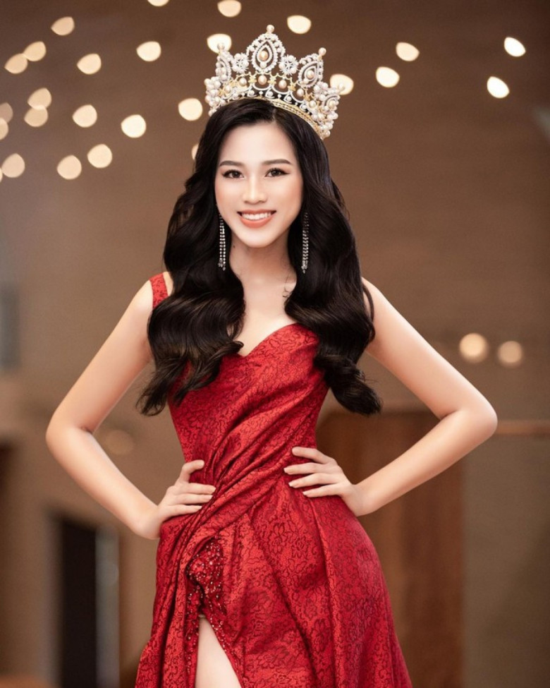 Hoa hậu Việt Nam chuẩn bị lấy thiếu gia tập đoàn nghìn tỷ trở thành dâu hào môn, từng gây sốt với đôi chân dài như &#34;kiếm Nhật&#34; - 1