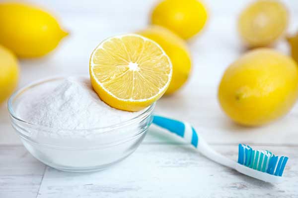 Răng ngả vàng kém duyên, lưu ngay 7 mẹo hay giúp răng luôn trắng sáng đều màu với giá siêu rẻ lại an toàn tuyệt đối - 1