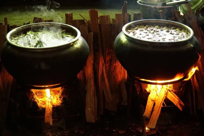 4 quán bún bò &#34;núp hẻm&#34; gây thương nhớ ở Huế, có quán bán hết trong vài tiếng, có nơi không bảng hiệu vẫn nườm nượp khách suốt chục năm - 5