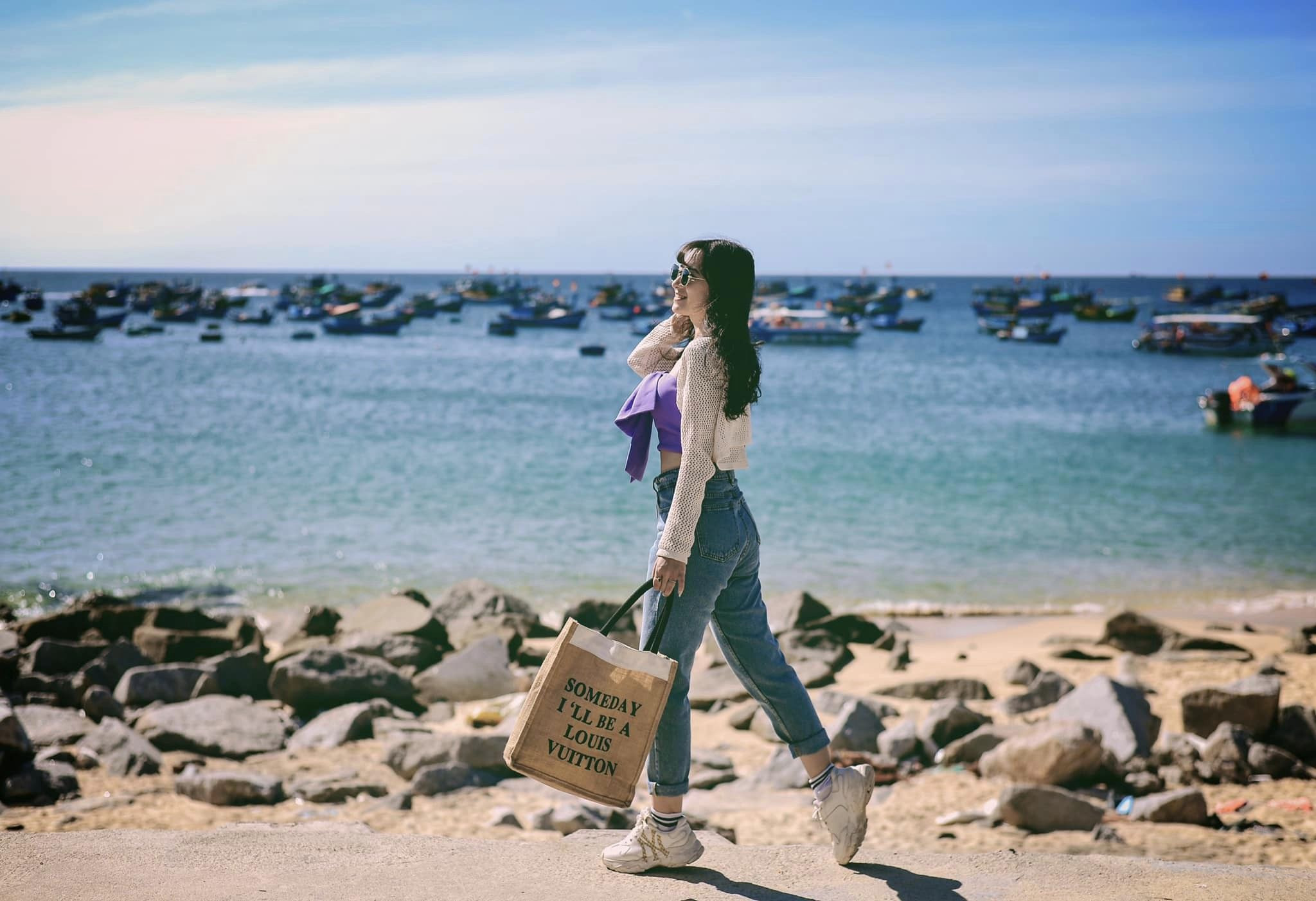 Khám phá nơi mệnh danh “Santorini thu nhỏ” ở Việt Nam, góc nào nhìn cũng điện ảnh, hút khách du lịch nhờ sự bình yên - 4