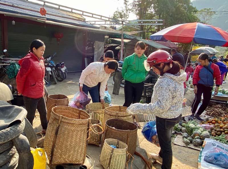 Khám phá huyện miền núi cách Hà Nội hơn 100km, phong cảnh thiên nhiên hữu tình cực thích hợp để chữa lành - 7