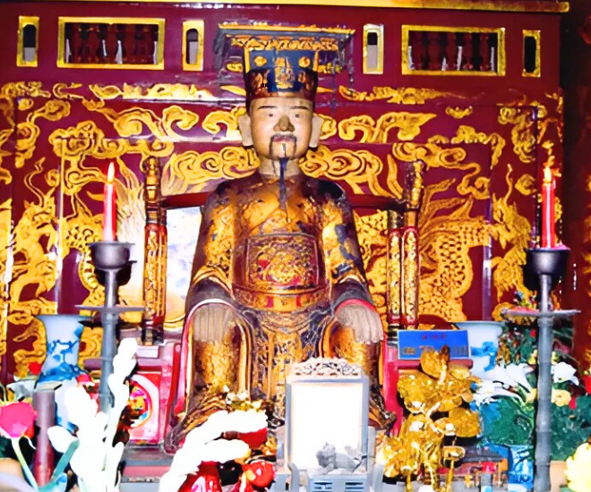 Lăng mộ bí ẩn nằm trên đỉnh núi của vua họ Đinh, có công dẹp loạn 12 sứ quân, phóng tầm mắt nhìn ngắm cố đô Hoa Lư - 1
