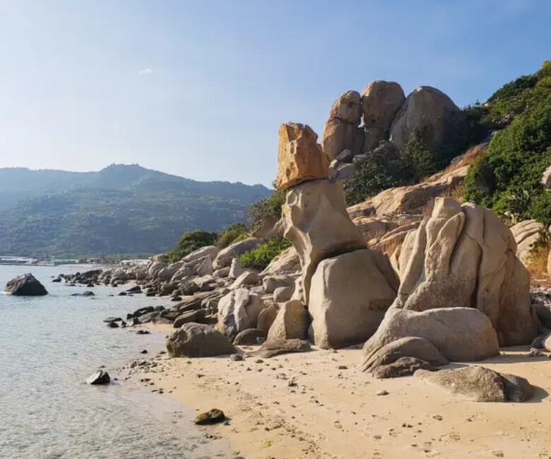 Công viên đá tự nhiên cực đẹp ở Ninh Thuận không thua kém gì nước ngoài, du khách trầm trồ với kiệt tác từ &#34;mẹ thiên nhiên&#34; - 1