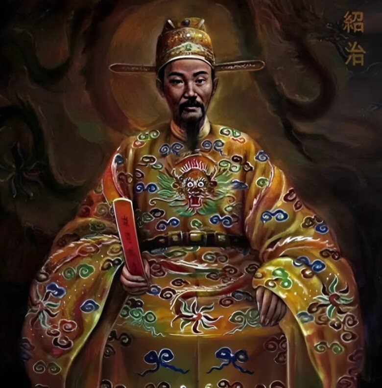 Khám phá lăng mộ kỳ bí của nữ thái hậu hiền đức sử Việt, là mẹ của vị vua trị vì lâu nhất nhà Nguyễn - 2