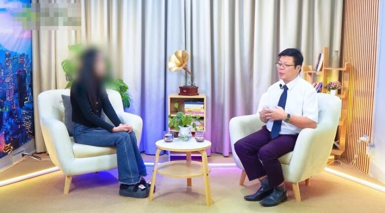 Vợ cũ của chồng kêu đau đầu, người vợ chết lặng khi biết nguyên do, liền ôm con về nhà ngoại - 2