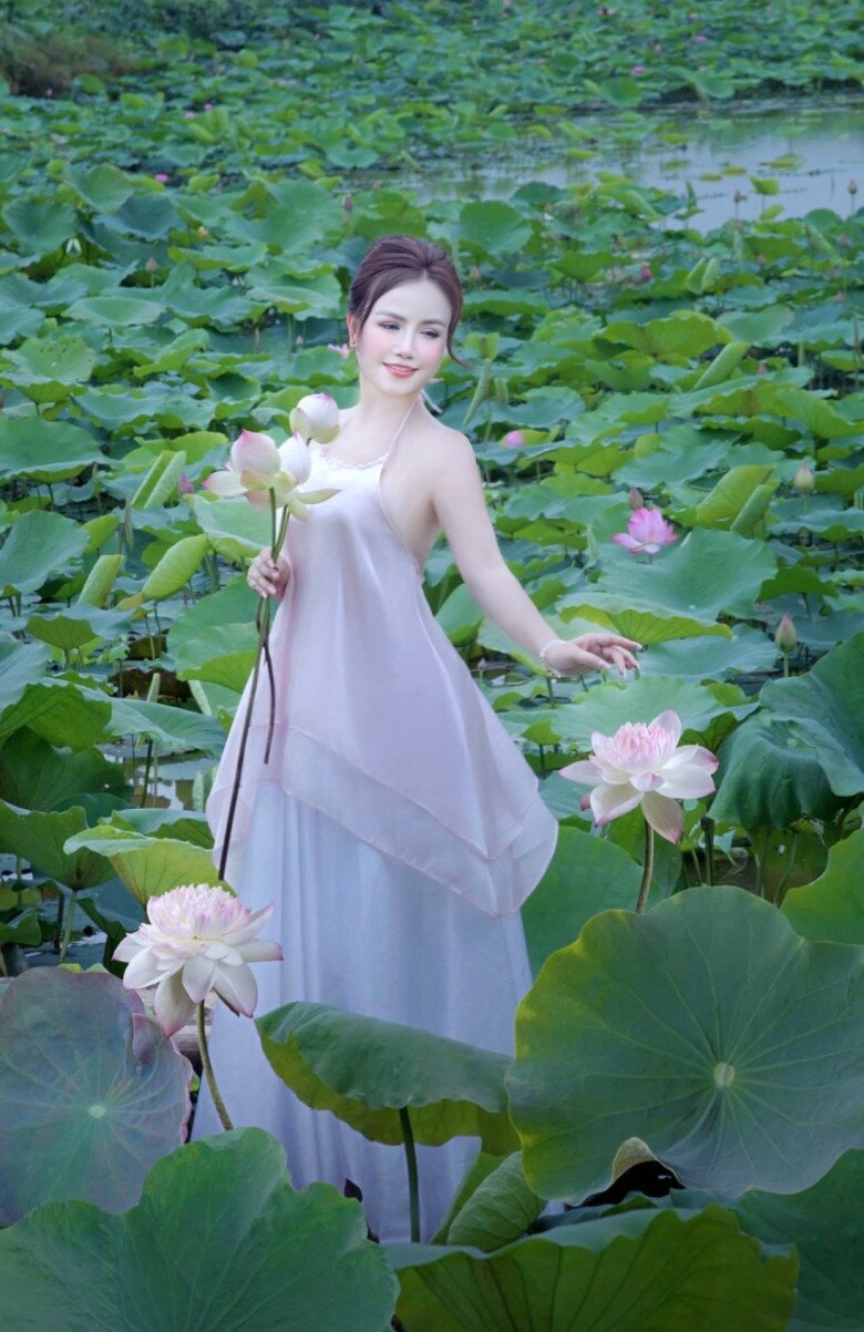 “Cô Xuyến” Hoàng Yến trải lòng về 4 lần ly hôn, khuyên phụ nữ 1 từ đừng, 3 từ hãy - 4