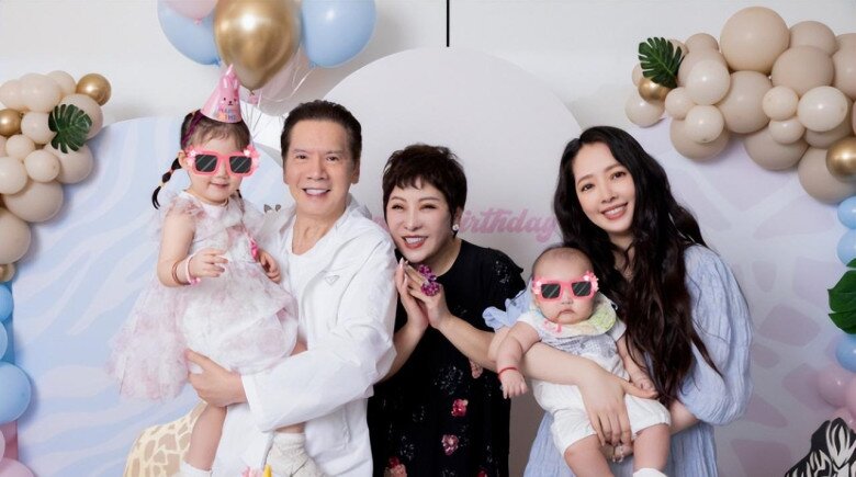 Con dâu &#34;trùm xã hội đen&#34; được tặng 172 tỷ khi sinh con gái, giờ nắm luôn quyền thừa kế của chồng - 9