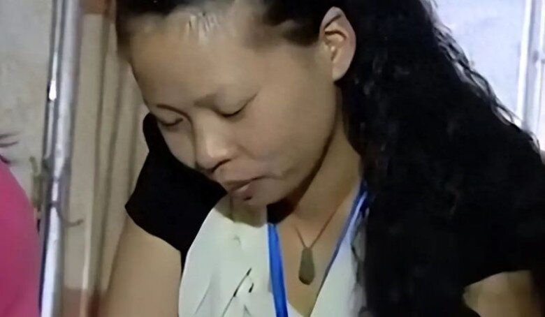 Hai con gái sinh đôi bị khàn giọng, người chồng cay đắng phát hiện chuyện vợ đã làm 10 năm trước - 3