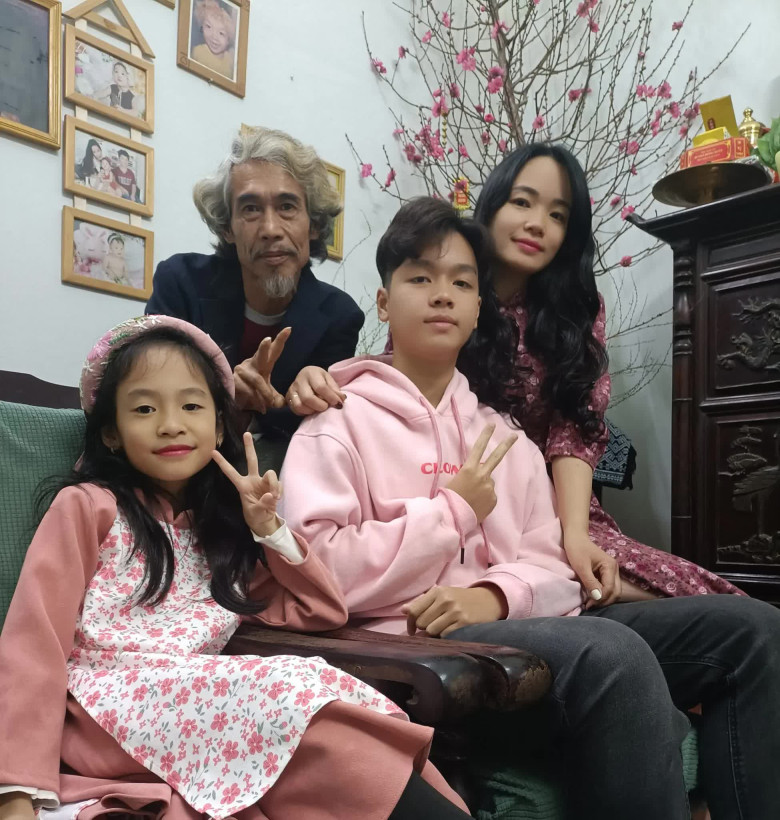 Hai nam diễn viên kết hôn lần đầu ở tuổi U50, đều lấy vợ trẻ là fan cứng kém gần 30 tuổi - 7