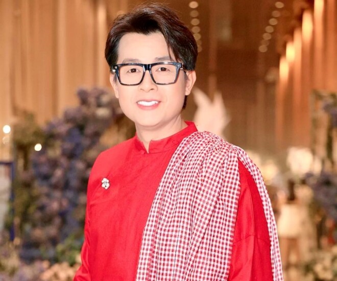 “Nam thần màn ảnh” công khai bạn gái tuổi 43 sau một năm lên chức bố, hiện tại đang yêu xa - 1