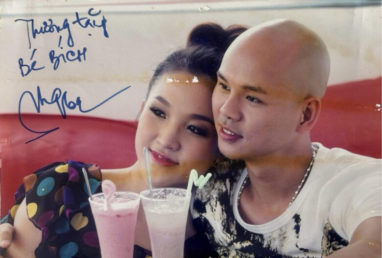 Phan Đinh Tùng khui ảnh cũ 16 năm trước, bà xã đẹp như &#34;thiên thần&#34; giờ còn rực rỡ hơn, chồng thì y nguyên - 2