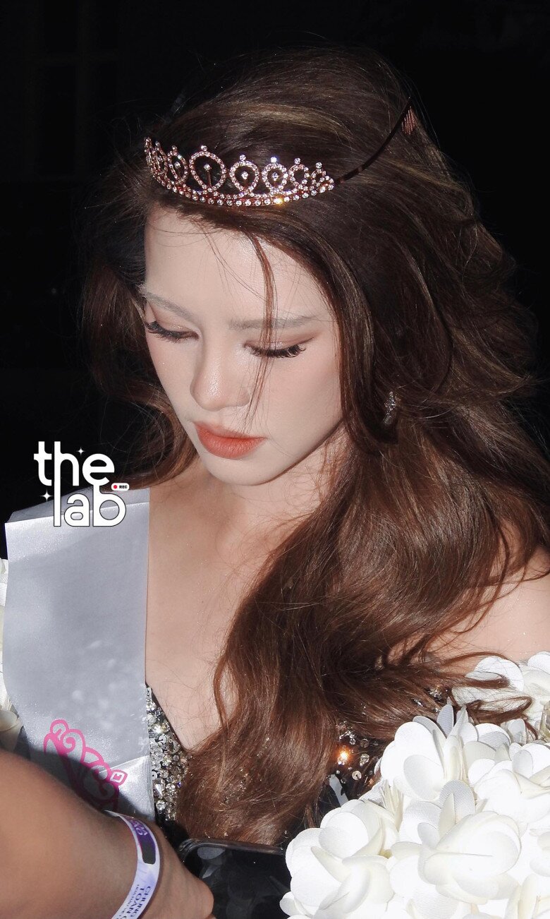 Người đẹp gốc Hải Dương tuổi 35 visual đẹp như tiên tử “cân” cả dàn hoa hậu, khán giả liên tục đòi “ụp vương miện” - 8