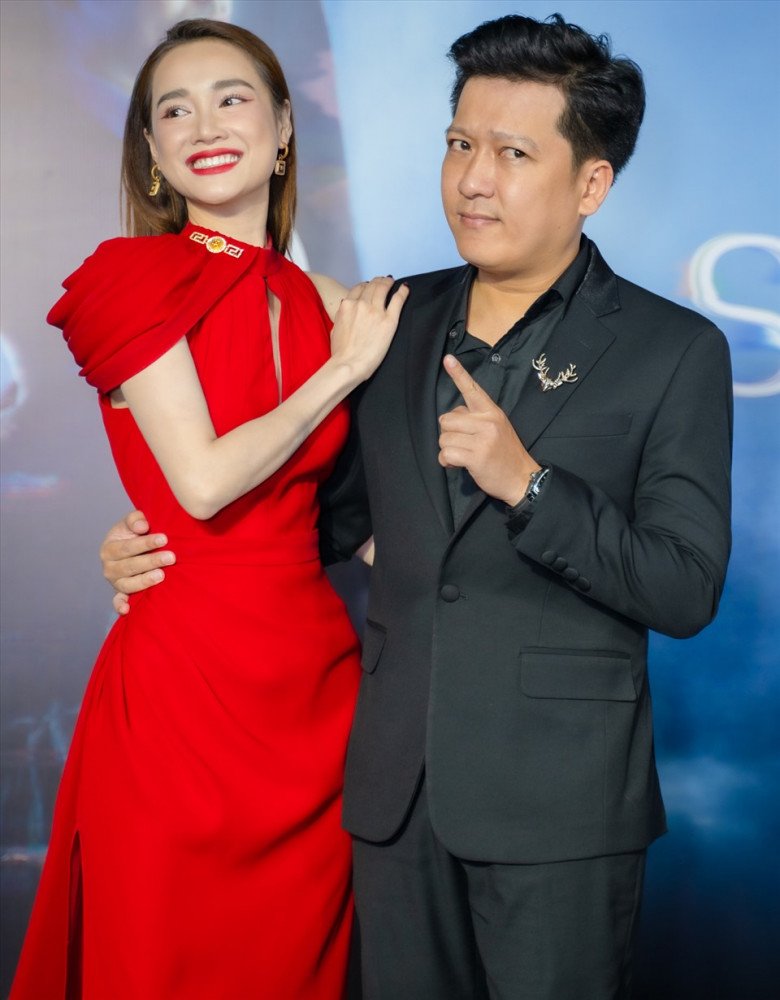 Nhã Phương đeo đồng hồ đôi giá gần nửa tỷ với chồng danh hài "nghèo nhất Vbiz", bụng bầu hiếm hoi "lấp ló" - 7