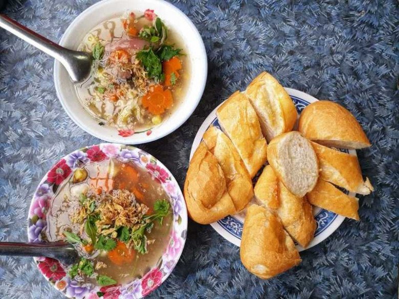 7 đặc sản Quy Nhơn cứ nhắc là thèm, ai ăn cũng mê vì hương vị gây nghiện - 4